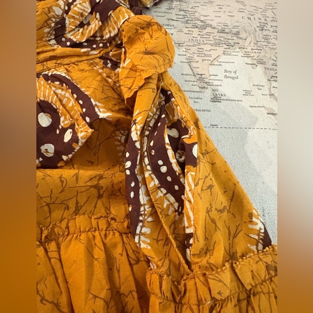 Love The Label Gigi Gold Print Dress Size L EUC 375$ Anthropologie - Picture 16 of 16